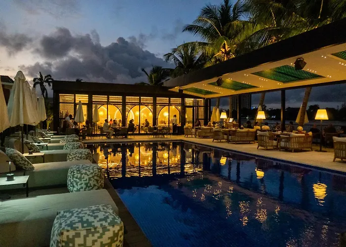 Maroko Bayshore Suites