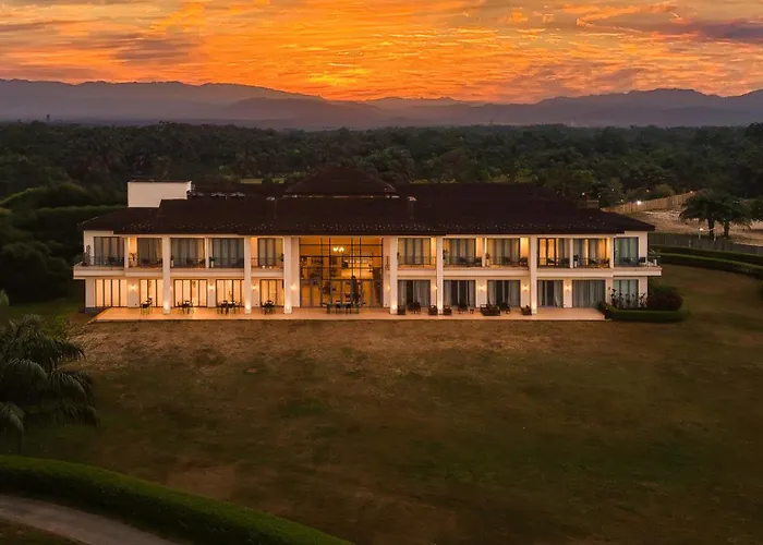Lakowe Lakes Hotel, Golf And Country Estate By Newmark