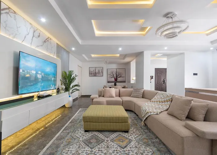 Oniru VI Br 3Ba - Spacious, Fast Wifi, Pool, Free Parking