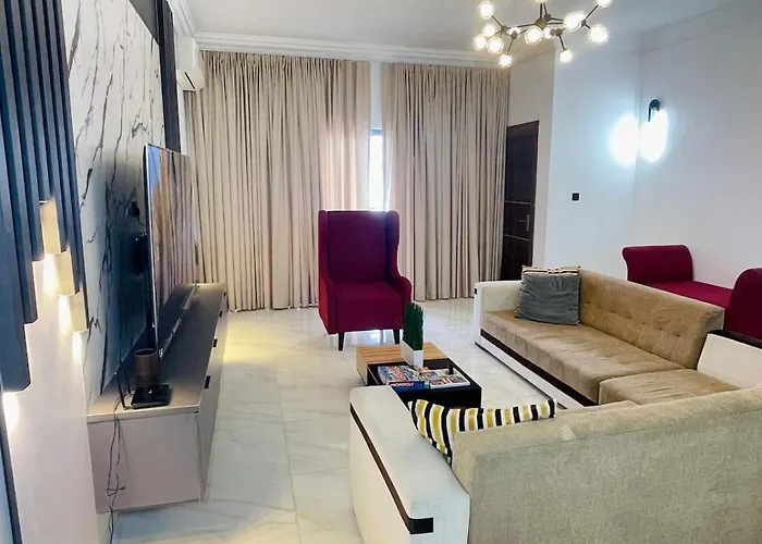 Sleek 3Br In Victoria Island - Business Or Getaway