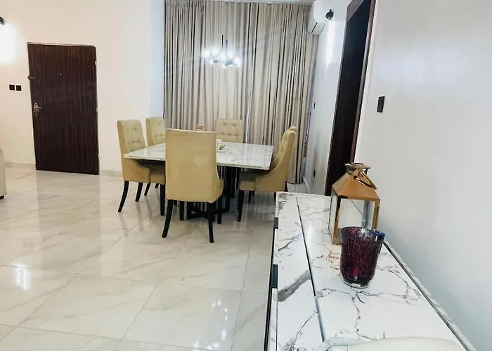 Sleek 3Br In Victoria Island - Business Or Getaway